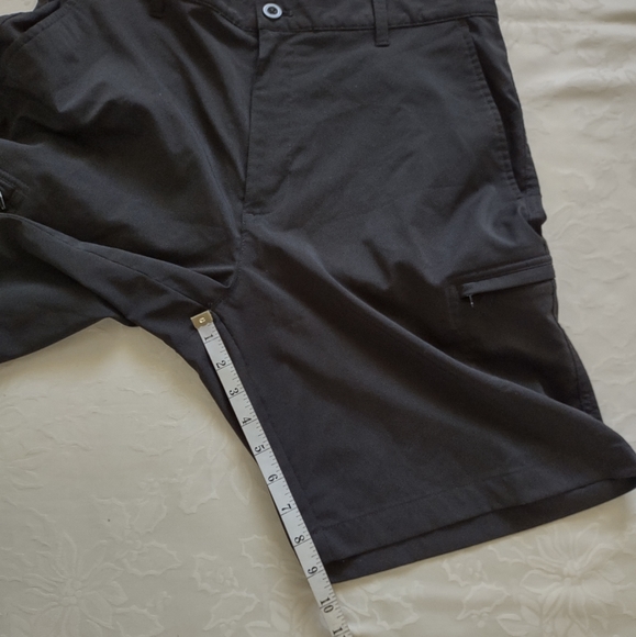 Chaps Golf shorts zipper pockets - Picture 7 of 10